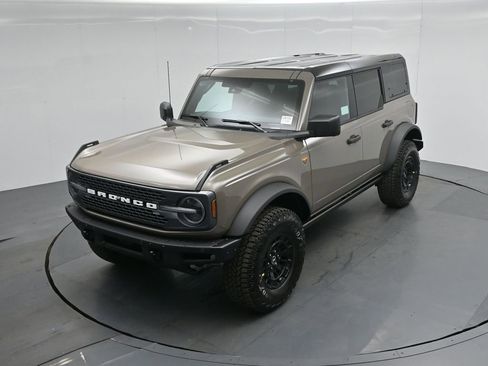 New 2026 Ford Bronco Badlands image 34