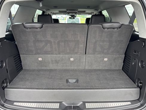 Used 2020 Cadillac Escalade Premium Luxury image 8