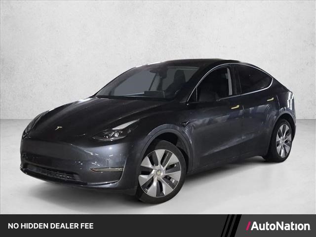 Used 2024 Tesla Model Y Long Range RWD image 1