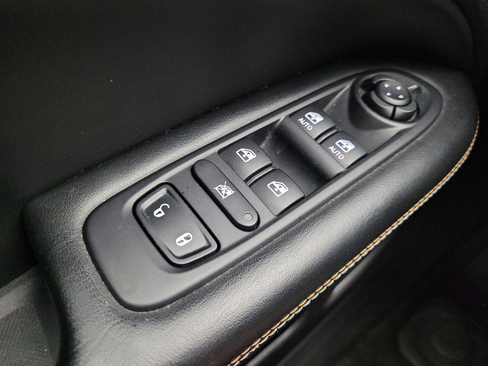 Used 2017 Jeep Compass Latitude w/ Popular Equipment Group AWD/4WD image 27