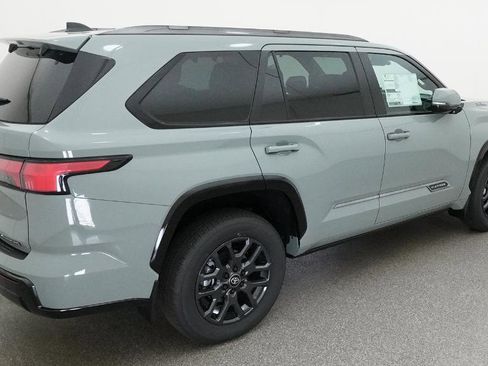 New 2026 Toyota Sequoia Platinum AWD/4WD image 12
