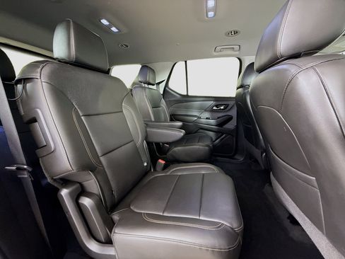 Used 2020 Chevrolet Traverse RS FWD image 29