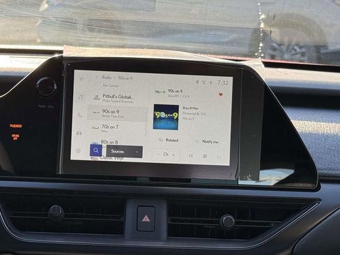 Used 2025 Lexus UX 300h AWD image 10