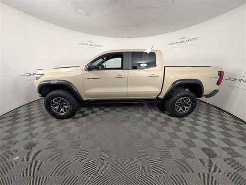 Used 2023 Chevrolet Colorado ZR2 w/ ZR2 Convenience Package III image 2