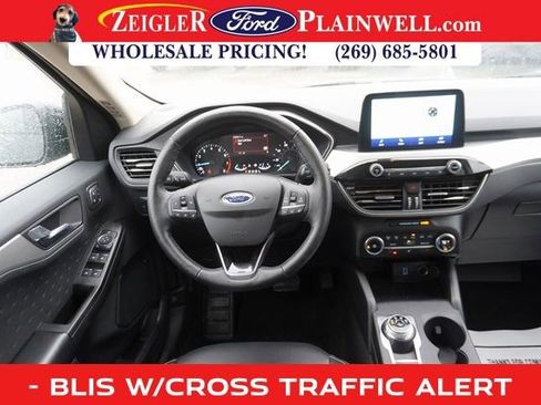 Used 2020 Ford Escape SEL image 13
