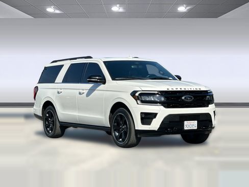 Used 2022 Ford Expedition Max Limited AWD/4WD image 7