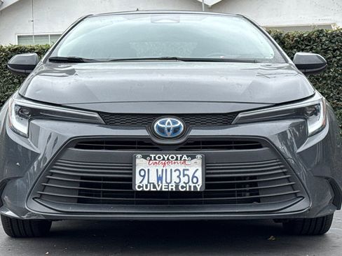 Certified 2024 Toyota Corolla LE w/ LE Convenience Package FWD image 3