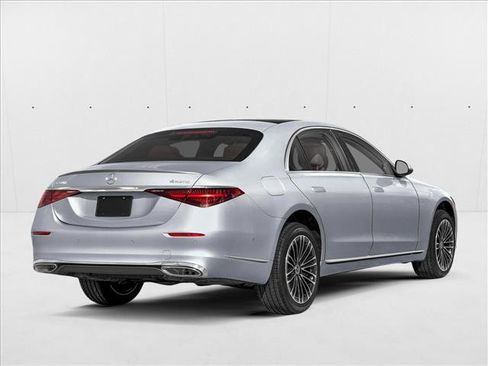 New 2026 Mercedes-Benz S 580 4MATIC Sedan image 2