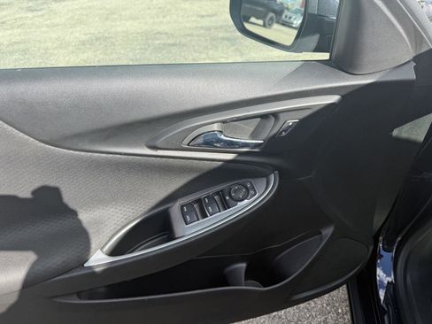 Used 2023 Chevrolet Malibu LT image 12