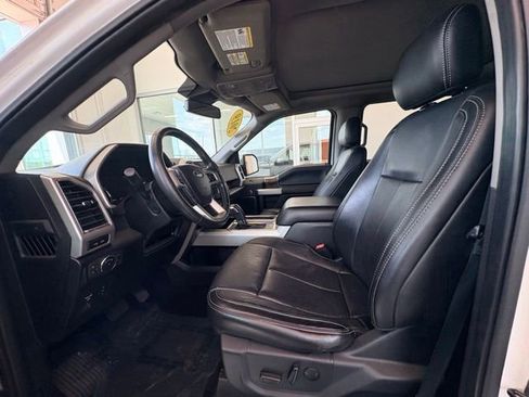 Used 2019 Ford F150 Lariat w/ Equipment Group 502A Luxury RWD image 22