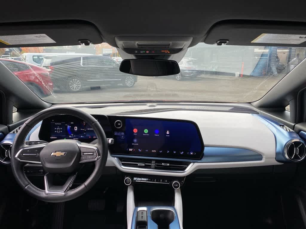 Used 2024 Chevrolet Equinox EV LT w/ LPO, Active Package AWD/4WD image 12