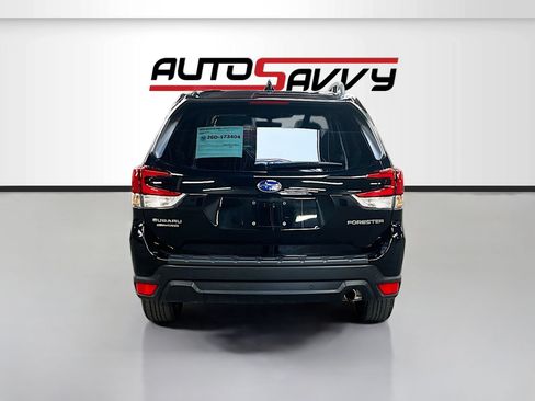 Used 2023 Subaru Forester Limited w/ Popular Package #2 AWD/4WD image 6