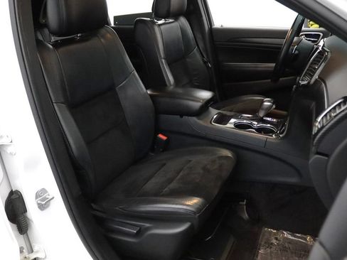Used 2017 Jeep Grand Cherokee Altitude AWD/4WD image 13