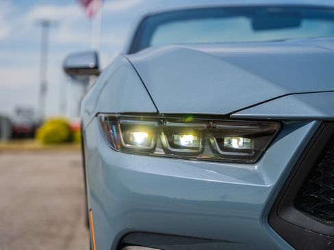 New 2025 Ford Mustang Premium image 18