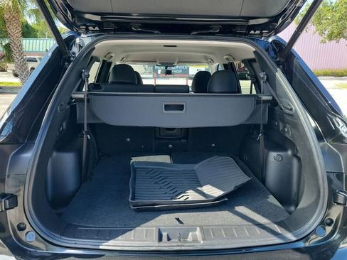 Used 2024 Mitsubishi Outlander SE FWD image 11