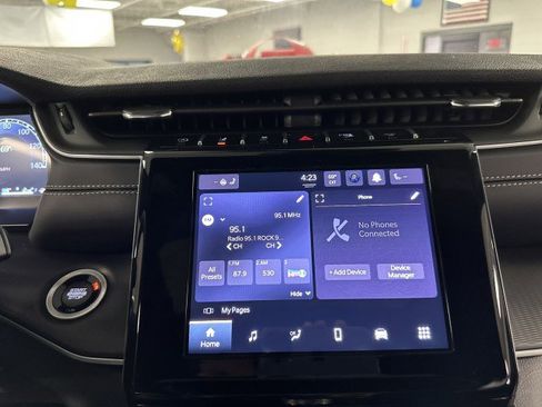 New 2025 Jeep Grand Cherokee L Laredo w/ Luxury Tech Group I image 25