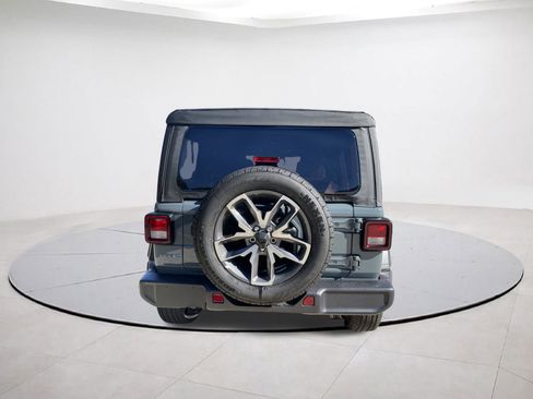 Used 2025 Jeep Wrangler Sport S w/ Convenience Group image 20