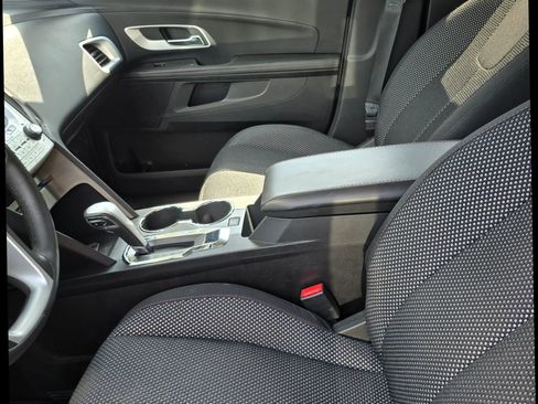 Used 2011 Chevrolet Equinox LT w/ Driver Convenience Package image 7