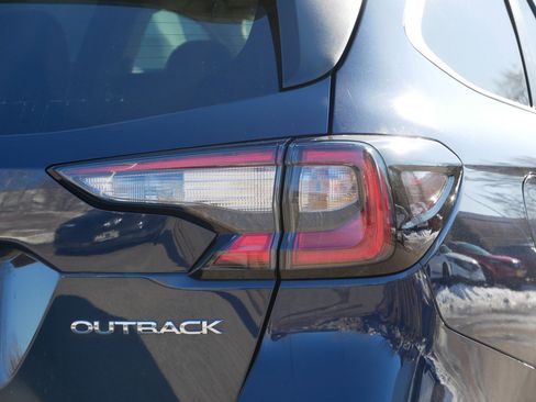 Certified 2025 Subaru Outback Premium image 17