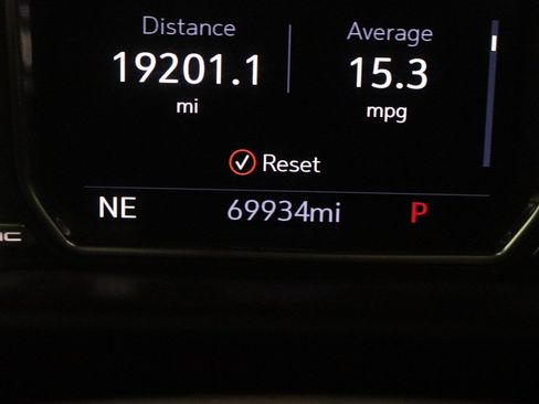 Used 2020 GMC Sierra 1500 Denali w/ Technology Package AWD/4WD image 35