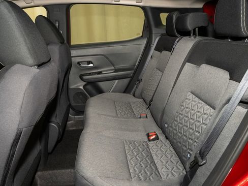 New 2026 Nissan Kicks SV w/ Cold Weather Package image 8