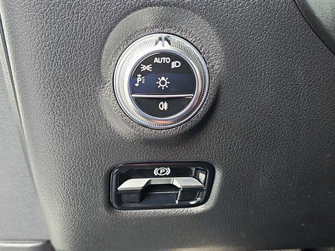 Used 2023 Mercedes-Benz C 300 Sedan image 26