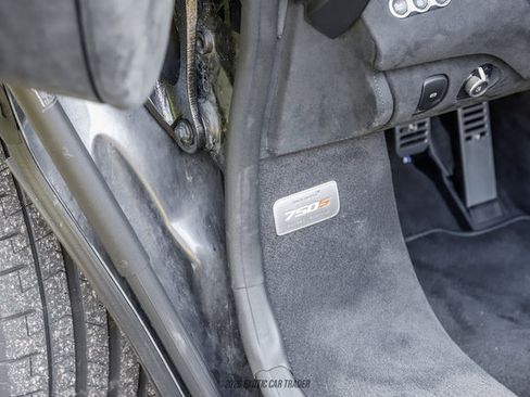 Used 2026 McLaren 750S Spider RWD image 30