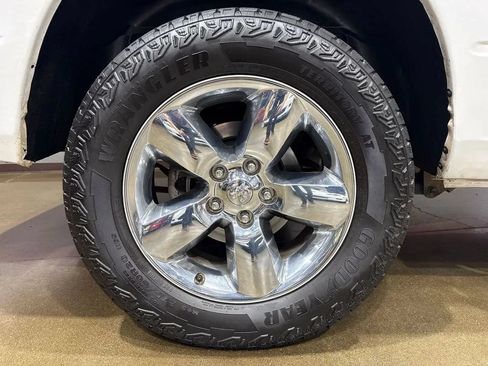 Used 2019 RAM 1500 Big Horn AWD/4WD image 50