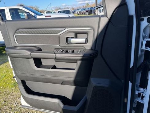 New 2026 RAM 3500 Big Horn AWD/4WD image 16