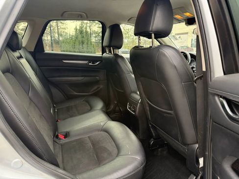 Used 2017 MAZDA CX-5 Touring image 8