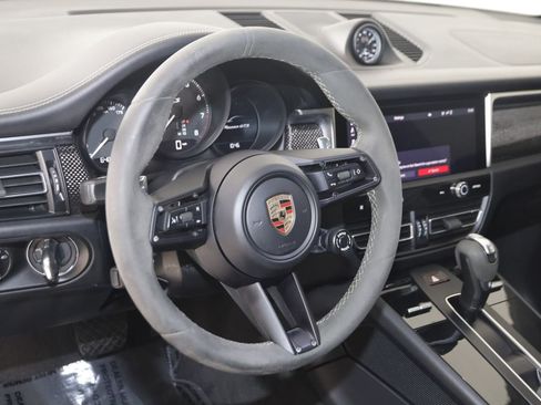 Used 2023 Porsche Macan GTS w/ GTS Sport Package AWD/4WD image 6