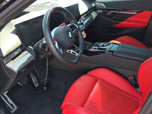 Used 2025 BMW M5 w/ Executive Package AWD/4WD image 5