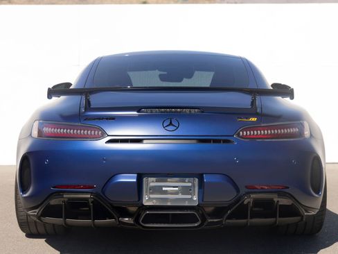 Used 2020 Mercedes-Benz AMG GT R image 9