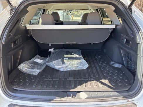 Used 2023 Subaru Outback Premium image 23