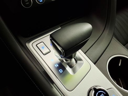 Certified 2026 Genesis G70 2.5T Prestige RWD image 21