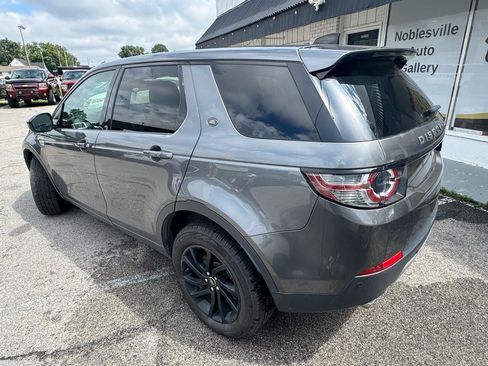 Used 2018 Land Rover Discovery Sport HSE AWD/4WD image 4