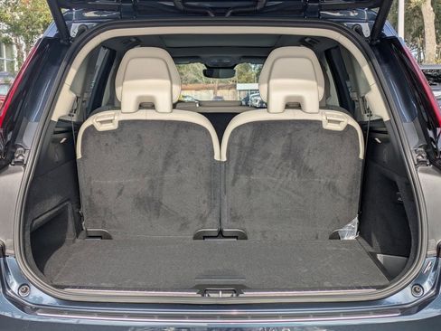 New 2026 Volvo XC90 T8 Ultra w/ Protection Package Premier AWD/4WD image 13