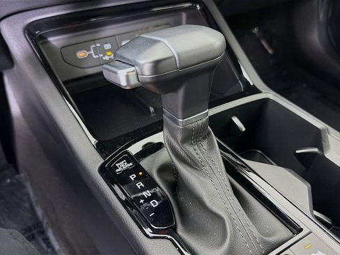 Used 2025 Kia K5 GT-Line AWD/4WD image 18