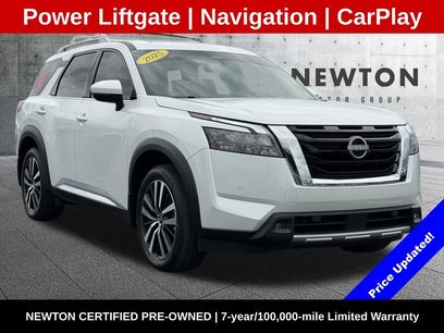Used 2025 Nissan Pathfinder Platinum w/ Cargo Package