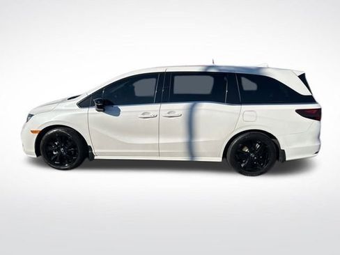 Used 2023 Honda Odyssey Sport image 3