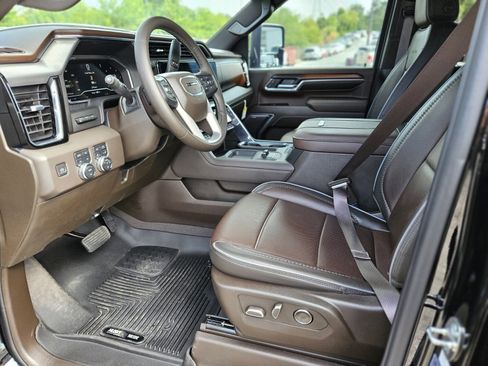 Used 2024 GMC Sierra 2500 Denali w/ Denali Reserve Package image 20