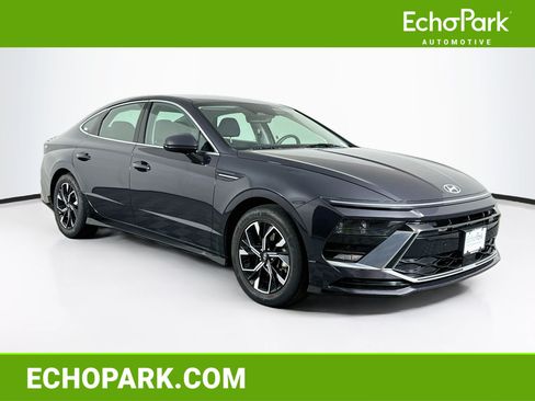 Used 2025 Hyundai Sonata SEL FWD image 1