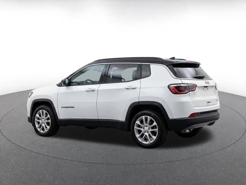Used 2025 Jeep Compass Limited AWD/4WD image 7