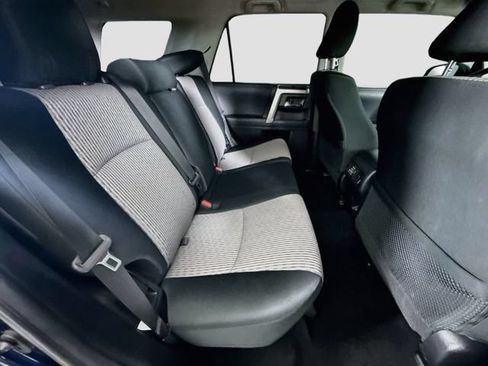 Certified 2022 Toyota 4Runner SR5 AWD/4WD image 28
