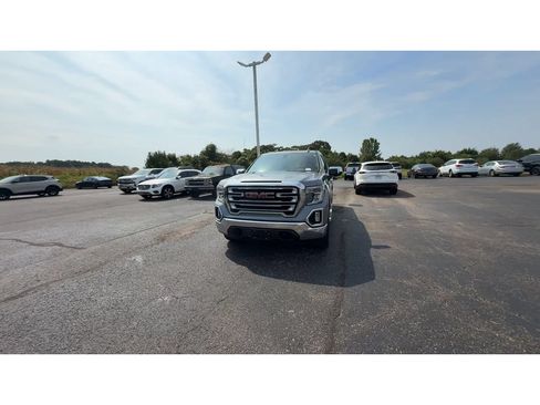 Certified 2020 GMC Sierra 1500 SLT w/ SLT Premium Package AWD/4WD image 3