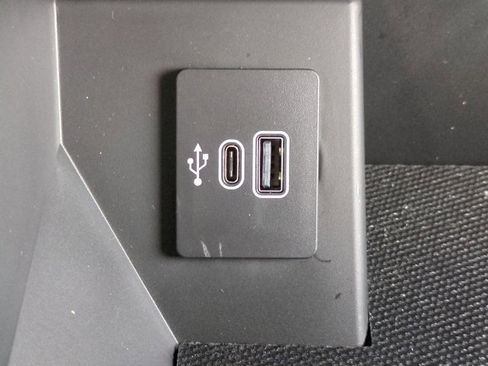 New 2025 Ford F150 Lariat w/ Equipment Group 501A Mid image 22