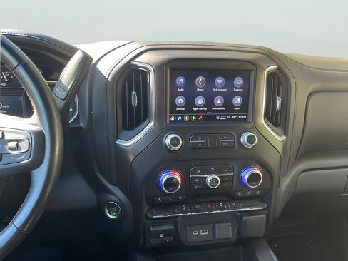 Used 2022 GMC Sierra 2500 AT4 w/ Gooseneck/5TH Wheel Package image 25