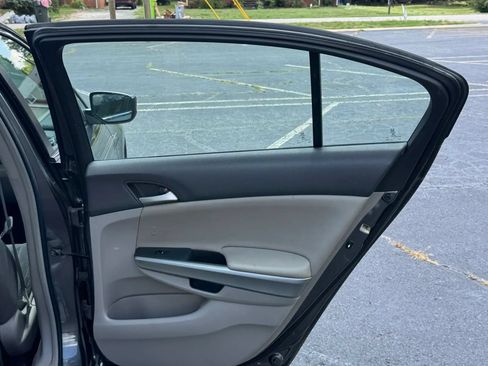 Used 2008 Honda Accord EX image 19