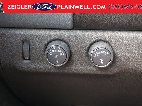 Used 2022 Chevrolet Colorado Z71 AWD/4WD image 30