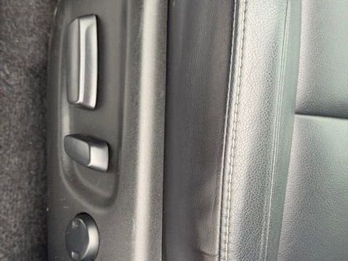 Used 2018 Toyota RAV4 Limited w/ All Weather Liner Package image 21